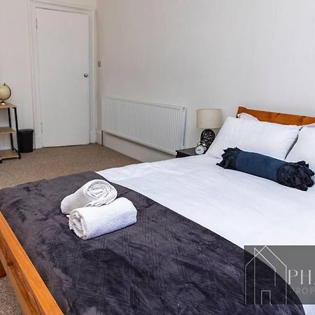 Complex Suite Γλασκώβη Εξωτερικό φωτογραφία
